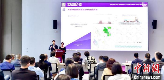 高校、政府與醫(yī)院攜手培養(yǎng)城市科學(xué)、數(shù)字化領(lǐng)域復(fù)合型人才