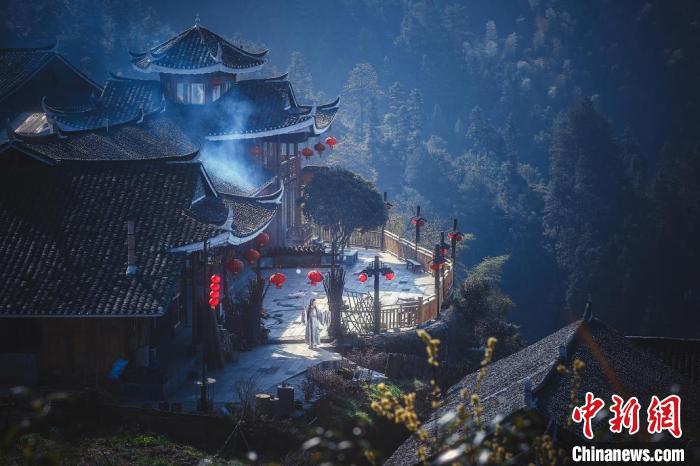 藏于溆浦雁鵝界的古村落?！∷巫娲?攝