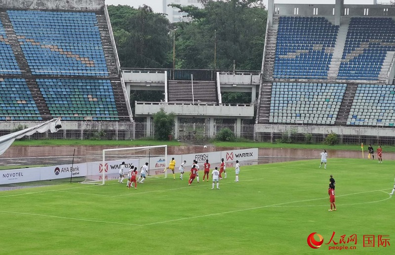 中國臺北隊門前風(fēng)聲鶴唳。人民網(wǎng)記者 李秉新攝