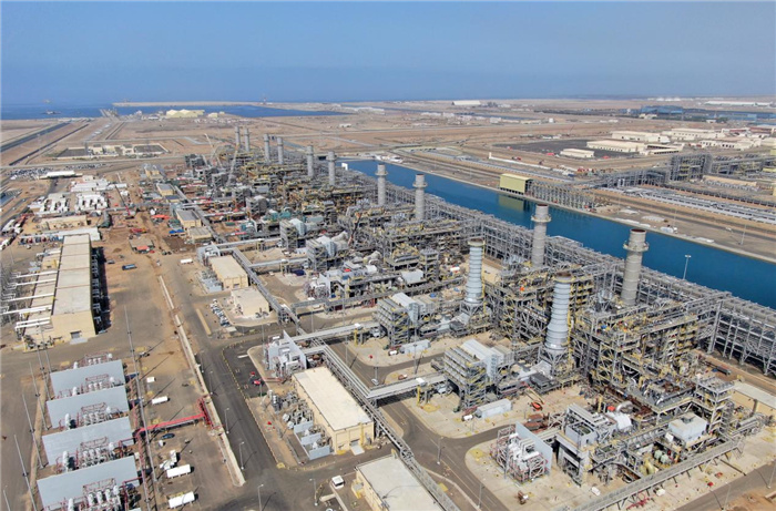 圖為無人機(jī)拍攝的吉贊燃機(jī)聯(lián)合循環(huán)電站。山東電建供圖