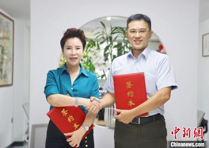 簽署“融情·同心”寧臺建筑師驛站共建協(xié)議?！窃式?攝