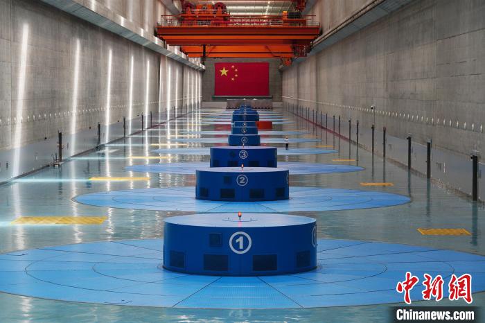 三峽左岸電廠?！￡愋?攝