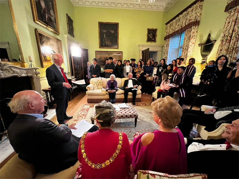 藝術(shù)節(jié)舉辦的人文交流活動。主辦方供圖