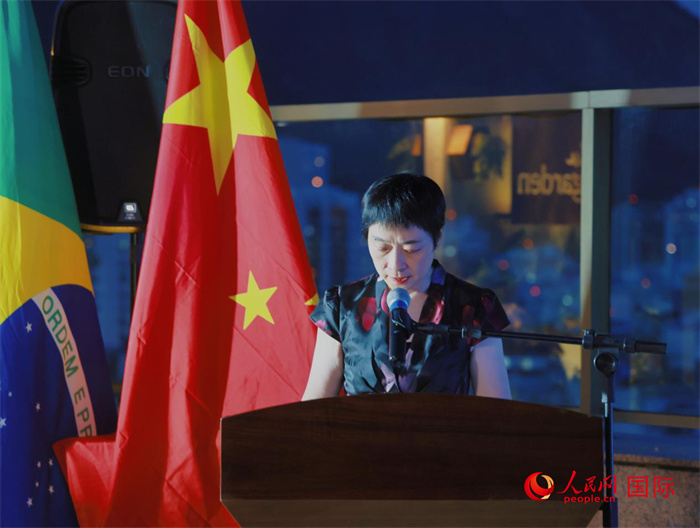 中國駐里約熱內(nèi)盧總領(lǐng)事田敏發(fā)表致辭。人民網(wǎng)記者 宋亦然攝