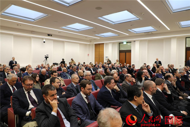 會議現(xiàn)場。人民網(wǎng)記者 謝亞宏攝