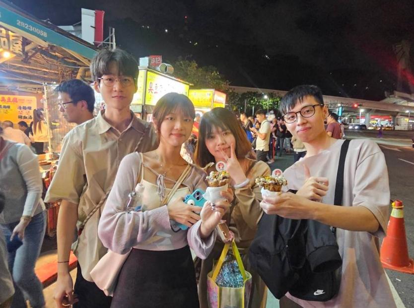 梅花糕受到臺灣年輕人的喜愛。圖片來源：臺灣“中時新聞網(wǎng)”游定剛攝