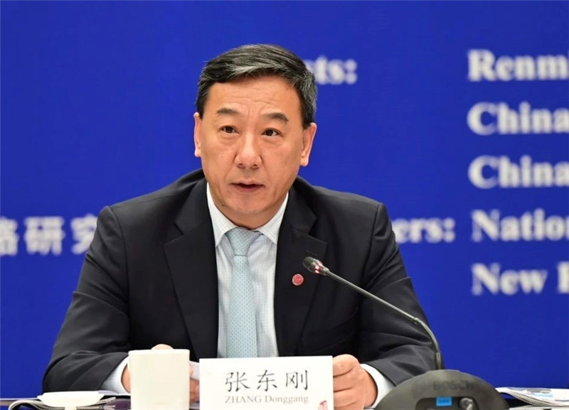 中國人民大學(xué)黨委書記、國家發(fā)展與戰(zhàn)略研究院理事長張東剛作論壇開幕致辭。主辦方供圖