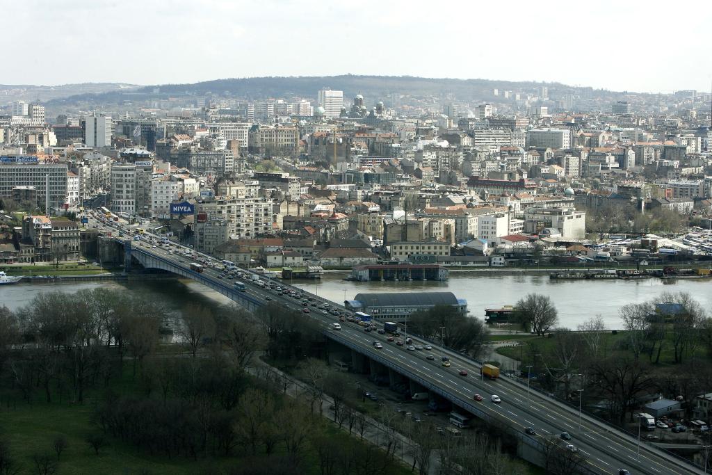 這是2015年3月30日拍攝的塞爾維亞首都貝爾格萊德老城區(qū)。貝爾格萊德是塞爾維亞的首都，坐落在薩瓦河和多瑙河的交匯處，是歐洲最古老的城市之一。新華社發(fā)（普雷德拉格·米洛薩夫列維奇攝）