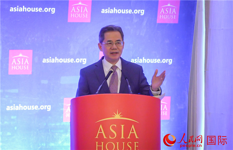 鄭澤光大使強調，中國經濟長期向好的總趨勢不會改變。人民網 郭錦標攝