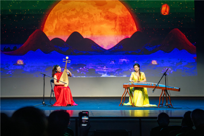  現(xiàn)場(chǎng)表演。中國駐希臘大使館供圖