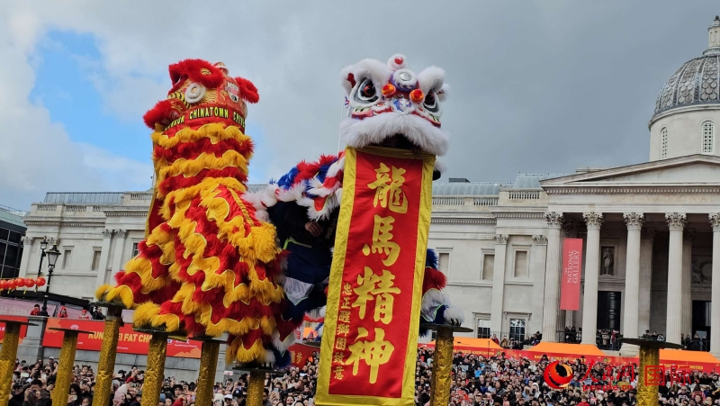 倫敦新春慶典現(xiàn)場。人民網(wǎng) 郭錦標(biāo)、楊浩鵬攝