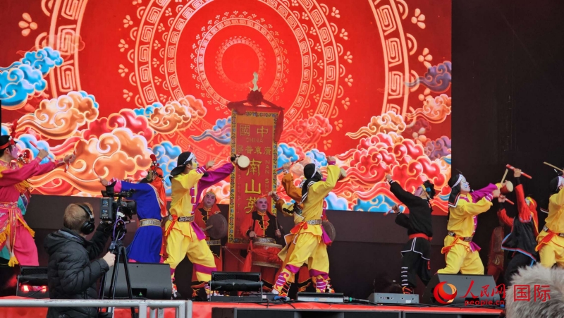 倫敦新春慶典現(xiàn)場。人民網(wǎng) 郭錦標(biāo)、楊浩鵬攝