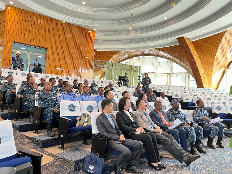 圖為埃塞俄比亞聯(lián)邦警察中文培訓(xùn)班開班儀式現(xiàn)場。亞的斯亞貝巴大學(xué)孔子學(xué)院供圖