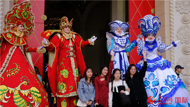 北京展覽館舉辦首屆俄羅斯“謝肉節(jié)”慶?；顒印Ｈ嗣窬W(wǎng) 褚夢琦攝