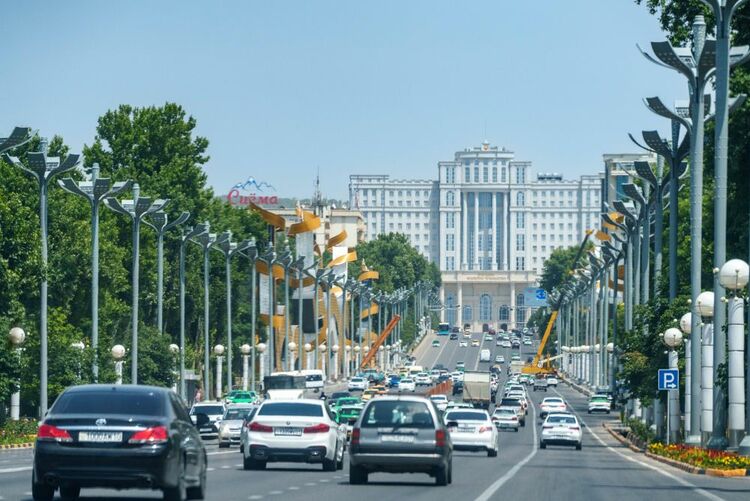 第1視點(diǎn)丨這兩座大樓，見證著中塔友誼