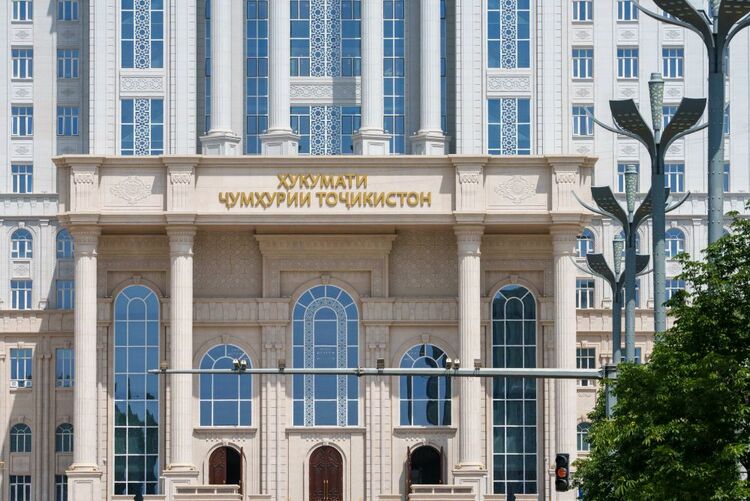 第1視點(diǎn)丨這兩座大樓，見證著中塔友誼