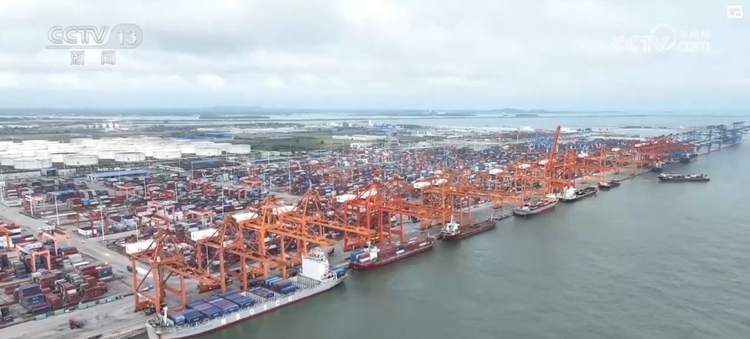 便企服務(wù)實(shí)打?qū)?為企業(yè)“出?！北ｑ{護(hù)航 經(jīng)濟(jì)發(fā)展“添”動(dòng)力