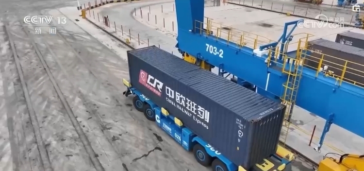 便企服務(wù)實(shí)打?qū)?為企業(yè)“出?！北ｑ{護(hù)航 經(jīng)濟(jì)發(fā)展“添”動(dòng)力