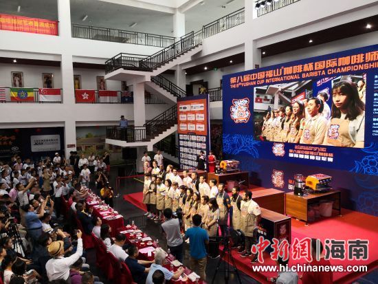 圖為參賽選手集體亮相。尹海明 攝