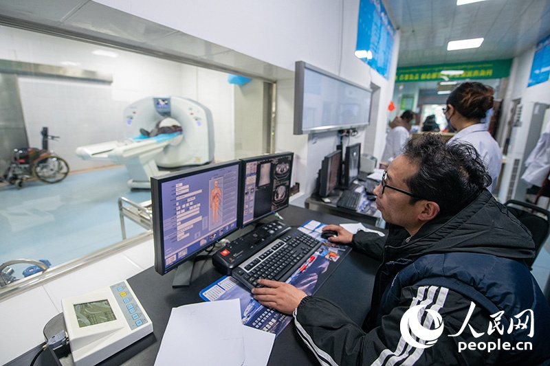 震中日記｜“謝謝，曼巴啦！”