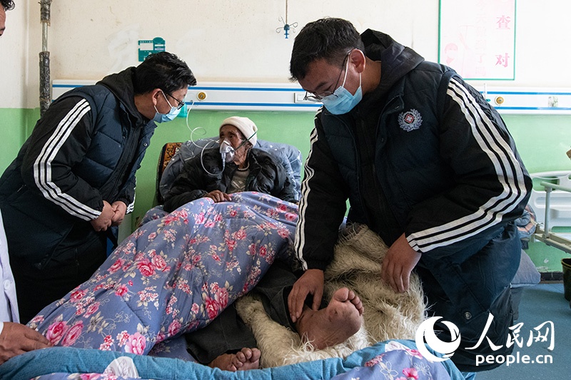 震中日記｜“謝謝，曼巴啦！”