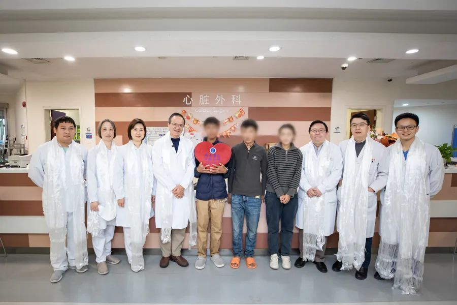 17歲少年咳嗽發(fā)熱15天，找不到感染原因！一查心臟更嚇人！上海醫(yī)生出手→