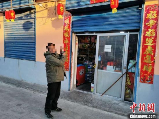 圖為犯罪嫌疑人指認(rèn)現(xiàn)場?！∏嗪Ｊ」矎d森林警察總隊(duì)刑偵治安支隊(duì)供圖