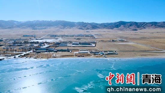 圖為冬日青海湖。李江寧攝