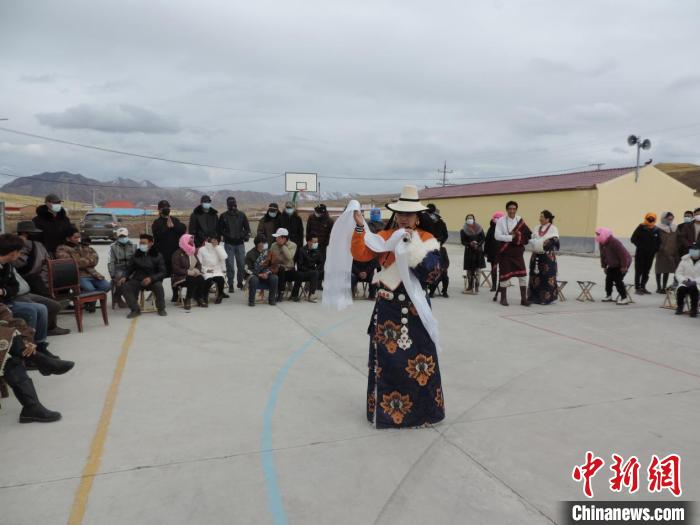 祁連山青海側(cè)：“我愛(ài)唱”“你愛(ài)聽”原生態(tài)宣講入人心