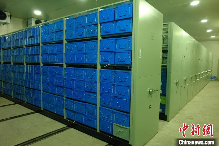 圖為國家農(nóng)作物種質(zhì)資源復(fù)份庫(西寧)?！∏嗪Ｊ∞r(nóng)業(yè)農(nóng)村廳供圖