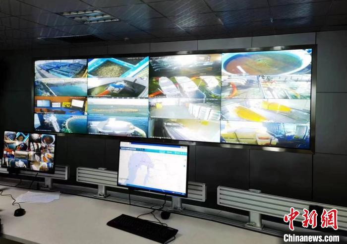 資料圖為生產(chǎn)平臺(tái)實(shí)時(shí)監(jiān)控視頻實(shí)現(xiàn)高速率、低時(shí)延回傳。　青海移動(dòng)海南分公司供圖