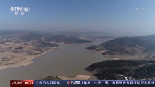 種蘑菇、養(yǎng)駱駝...。。特色產業(yè)助力鄉(xiāng)村振興走新路