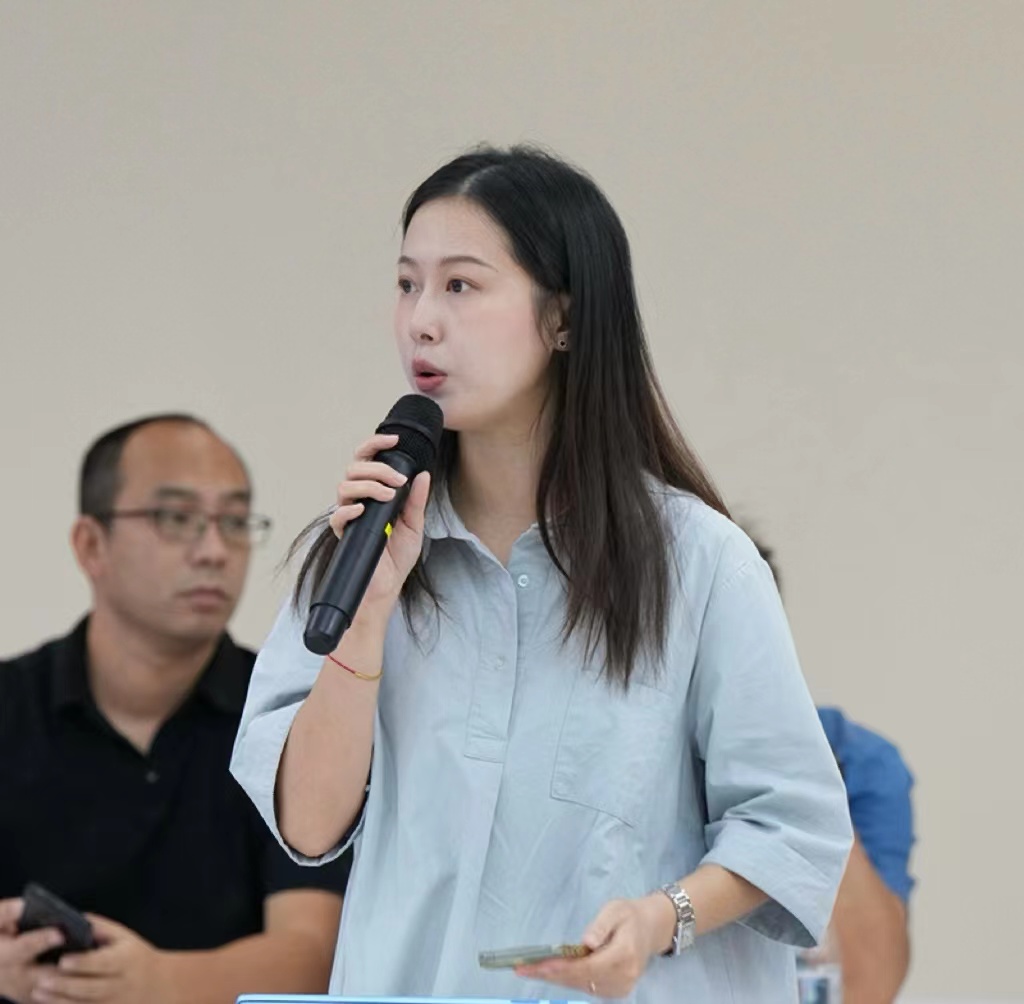 人民網(wǎng)記者提問。水利部供圖