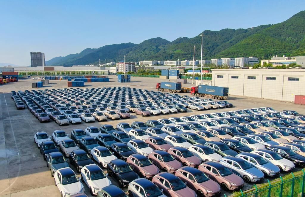 05 重慶整車(chē)進(jìn)口口岸。華龍網(wǎng) 通訊員 郭晉 攝