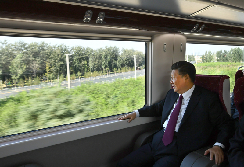 2019年9月25日，習近平總書記乘坐軌道列車前往北京大興國際機場。