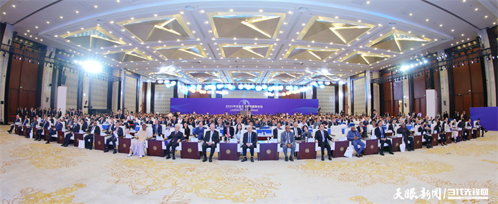 2025年7月5日，以“人與自然和諧共生——共商全球發(fā)展綠色轉(zhuǎn)型”為主題的2025年生態(tài)文明貴陽(yáng)國(guó)際論壇在貴陽(yáng)隆重開幕。圖為開幕式現(xiàn)場(chǎng)。貴州日?qǐng)?bào)天眼新聞?dòng)浾?杜朋城 攝.jpg