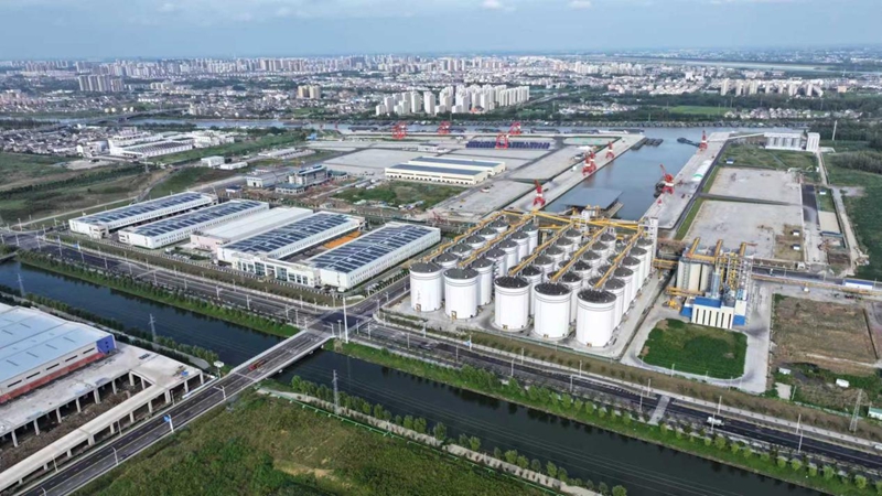 航拍黃碼港產(chǎn)業(yè)園。蔣童攝