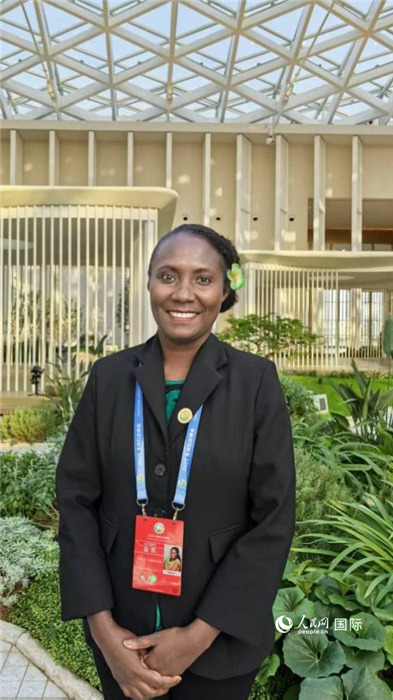 所羅門群島婦女、青年、兒童與家庭事務部新聞發(fā)言人尼祿·凡科莎接受人民網(wǎng)采訪。 人民網(wǎng) 吳詩敏攝