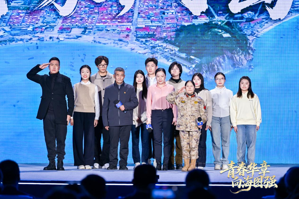 那志東、王仕花、王加輝、秦芳共同講述“平凡中的堅(jiān)守”。主辦方供圖