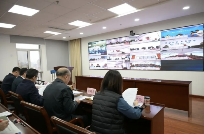 遼寧省數(shù)據(jù)局（省營(yíng)商局）召開全省營(yíng)商環(huán)境疑難訴求清理攻堅(jiān)工作視頻會(huì)議，聽取各地區(qū)2025年涉企營(yíng)商環(huán)境訴求辦理工作情況。遼寧省營(yíng)商局供圖