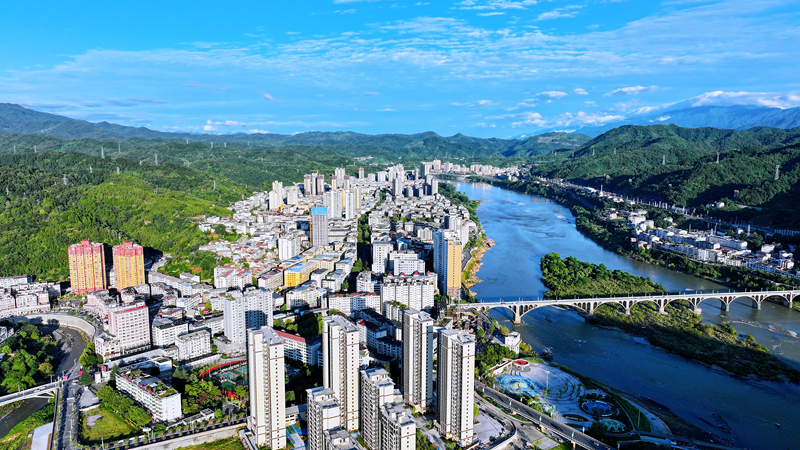 石泉縣入選全國(guó)美麗鄉(xiāng)村先行區(qū)。石泉縣委宣傳部供圖