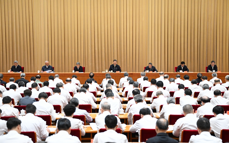 7月14日至15日，中央城市工作會(huì)議在北京舉行。中共中央總書記、國(guó)家主席、中央軍委主席習(xí)近平出席會(huì)議并發(fā)表重要講話。中共中央政治局常委李強(qiáng)、趙樂際、王滬寧、蔡奇、丁薛祥、李希出席會(huì)議。