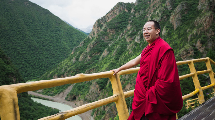 盼產(chǎn)業(yè)興旺，閱秀美風光，十一世班禪心系家鄉(xiāng)父老