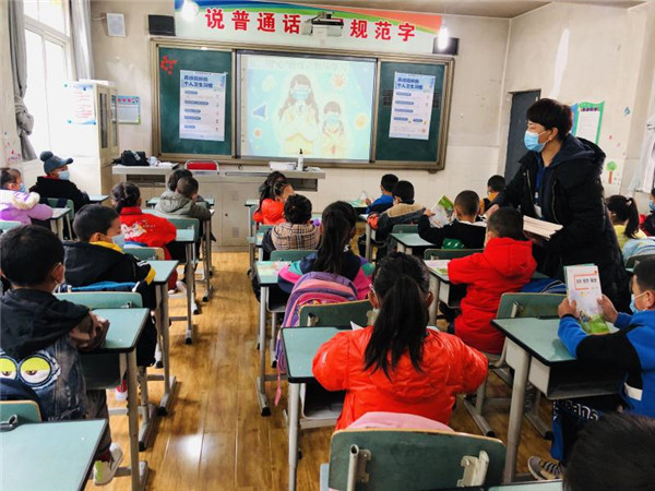 圖片默認標題_fororder_4、恢復上課的學生們-攝影-左斌