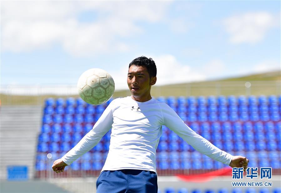 （走向我們的小康生活）（8）青?，敹啵狐S河源的幸福村