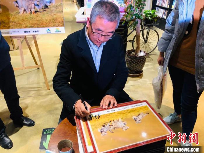 祁連山國家公園簽約攝影師再獲國際野生動物攝影“奧斯卡”獎(jiǎng)