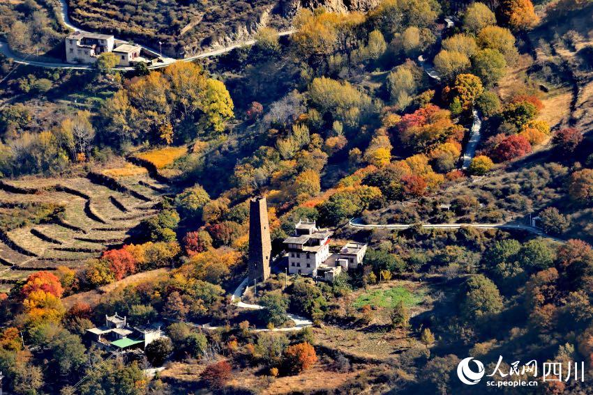 丹巴美景。李永安攝