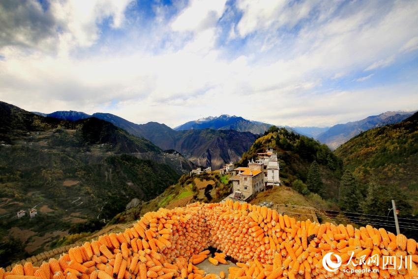 丹巴美景。李永安攝