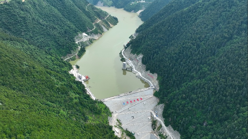 航拍巴拉水電站。四川足木足河流域水電開發(fā)有限公司供圖