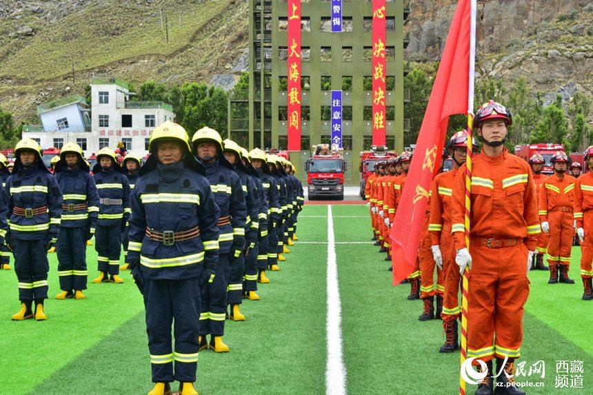 誓師大會現(xiàn)場。人民網(wǎng) 李海霞攝